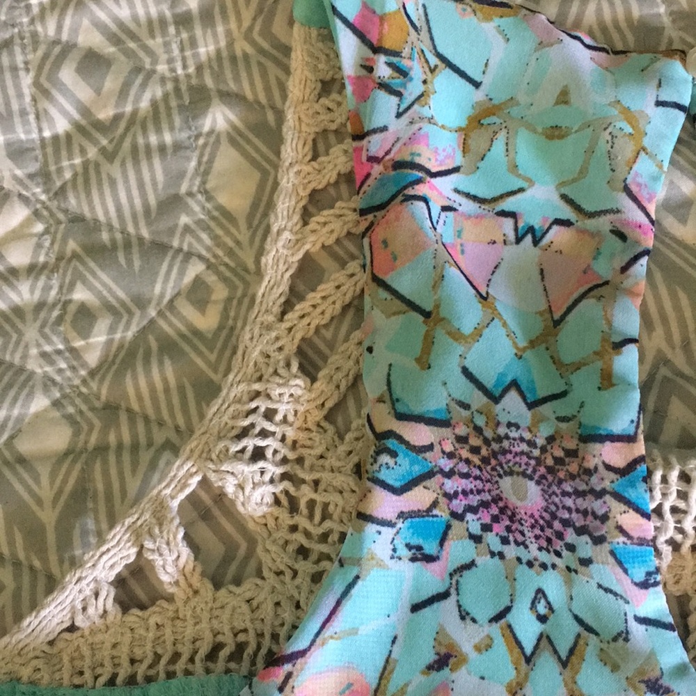 Spring time Dress - Picture 5 of 5